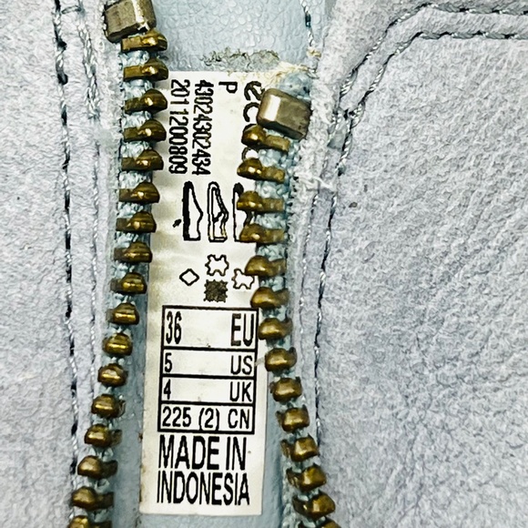 Ecco Soft 7 women's nubuck leather dusty blue side zip booties size 5/EU 36 - Picture 11 of 13